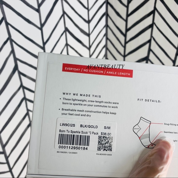 🔸 Lululemon born to sparkle socks black gold S/M - Picture 5 of 8